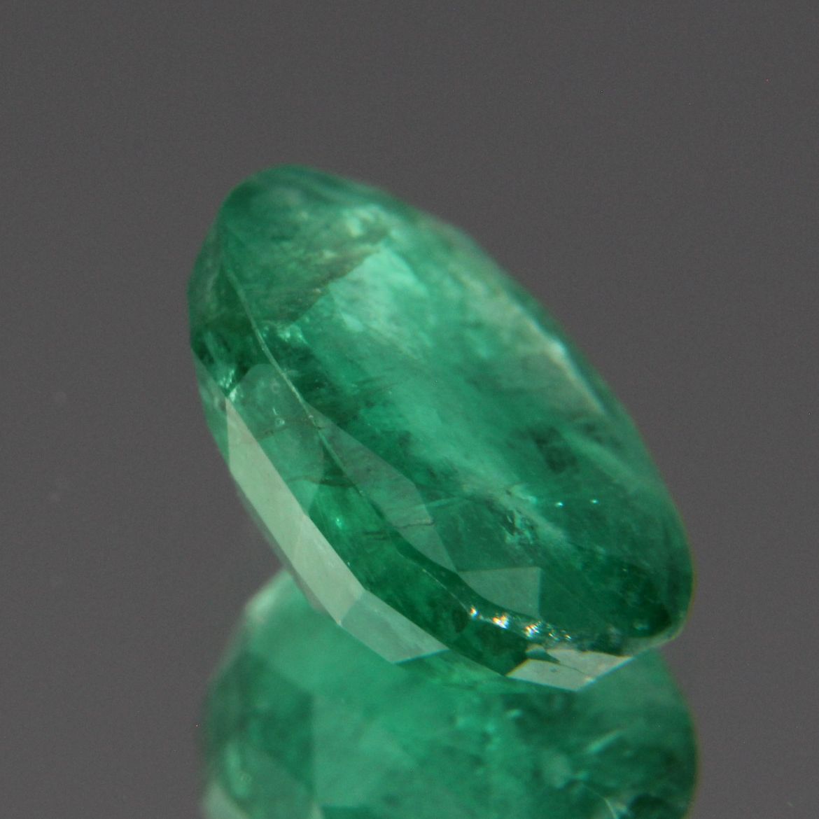 Smaragd 2.11 ct