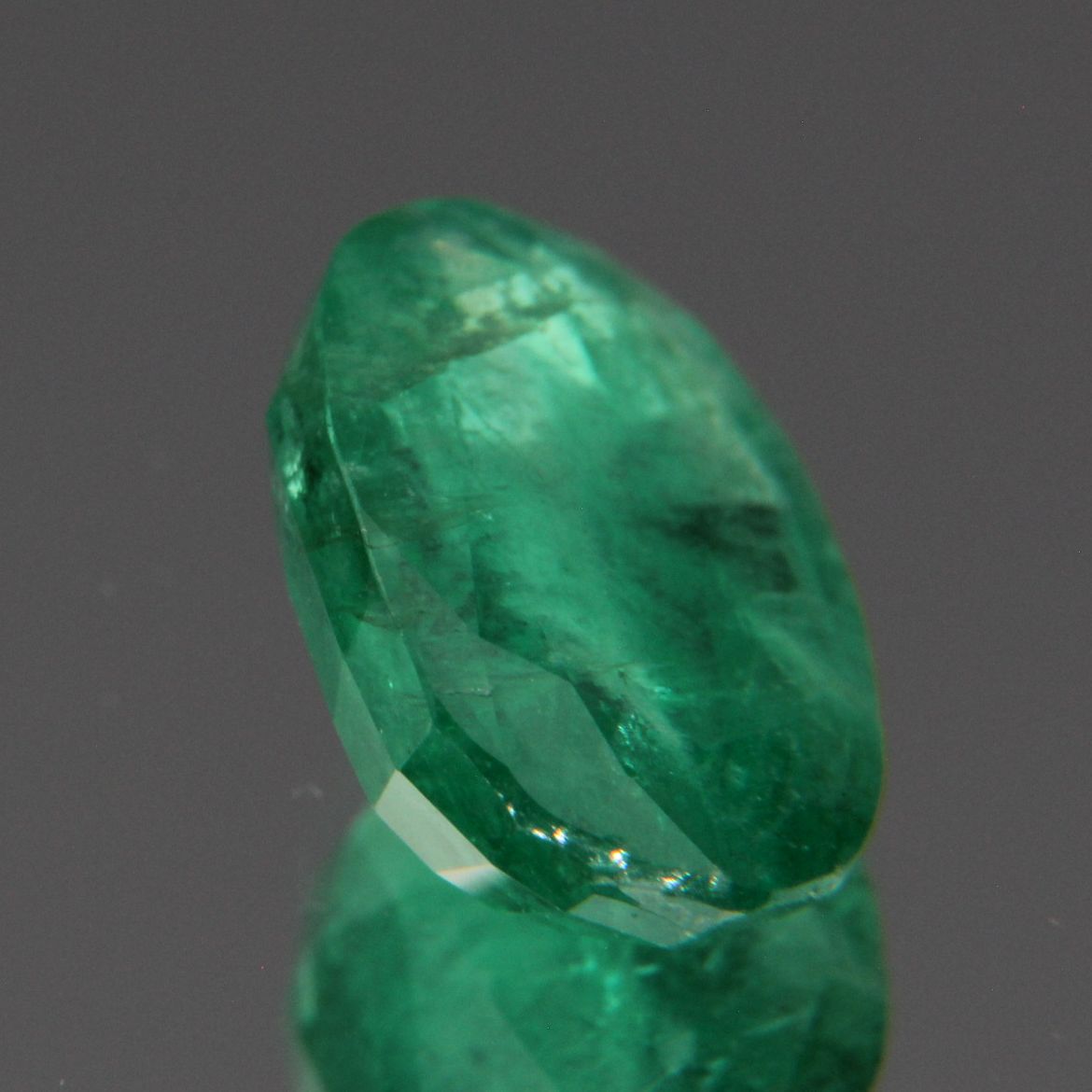 Smaragd 2.11 ct