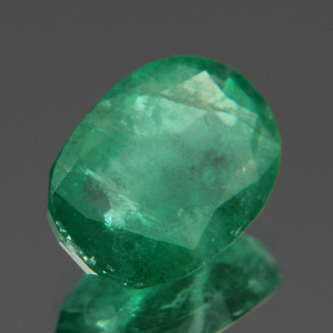 Smaragd 2.11 ct