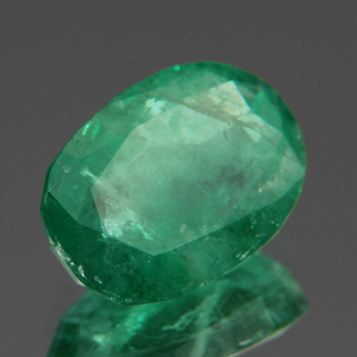 Smaragd 2.11 ct