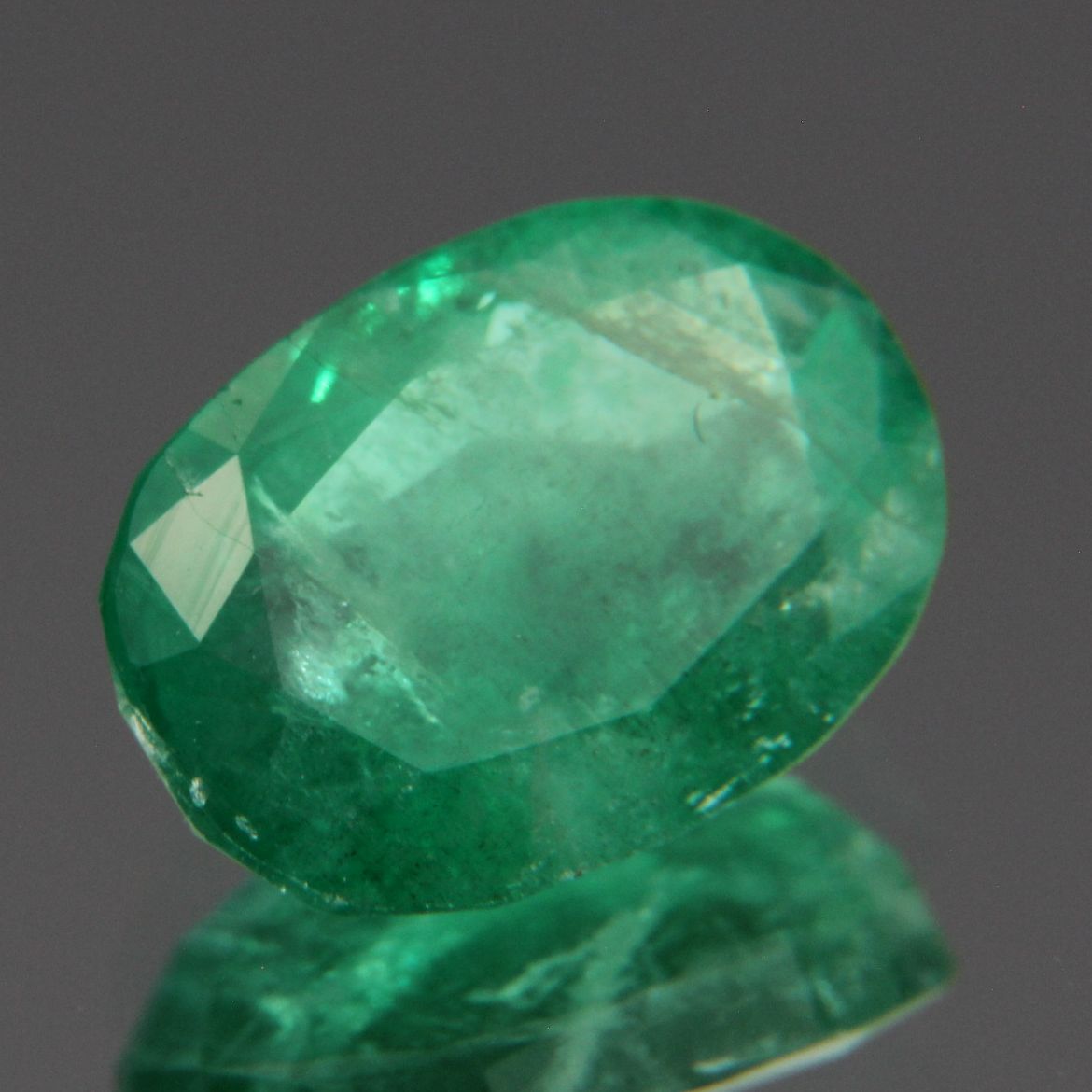 Smaragd 2.11 ct