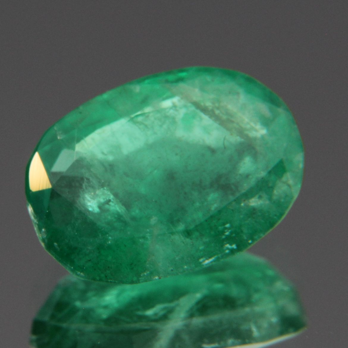 Smaragd 2.11 ct