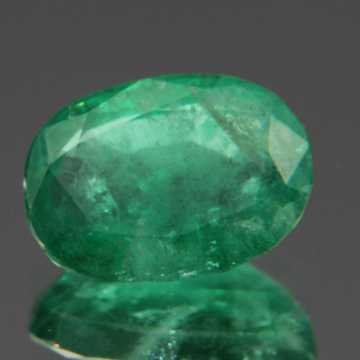 Smaragd 2.11 ct