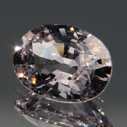 Hellvioletter Spinell 3.26ct