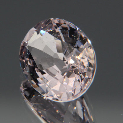 Hellvioletter Spinell 3.26ct