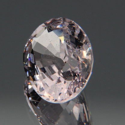 Hellvioletter Spinell 3.26ct