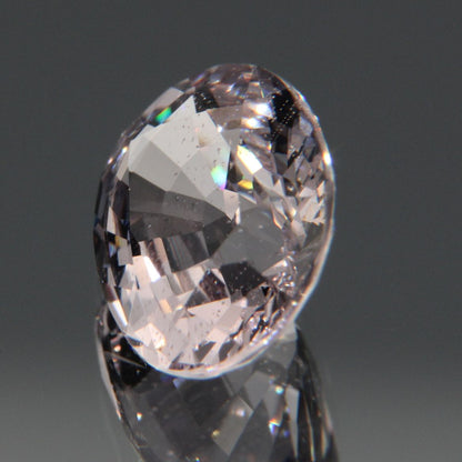 Hellvioletter Spinell 3.26ct