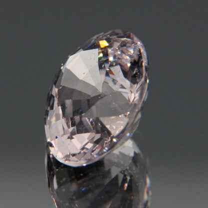 Hellvioletter Spinell 3.26ct