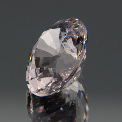 Hellvioletter Spinell 3.26ct