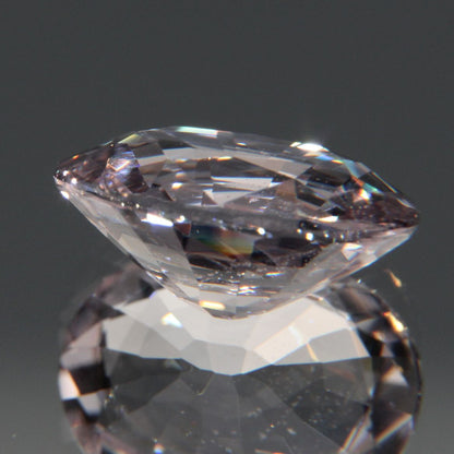 Hellvioletter Spinell 3.26ct