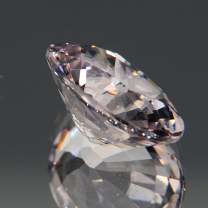 Hellvioletter Spinell 3.26ct