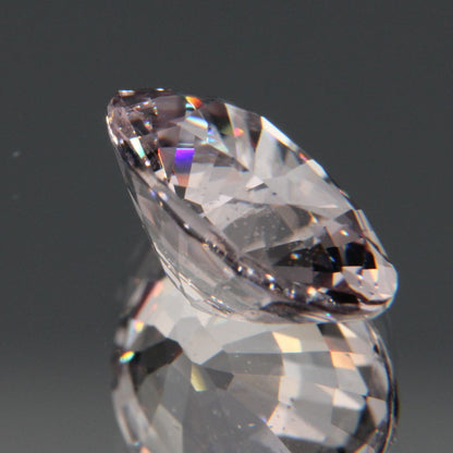 Hellvioletter Spinell 3.26ct