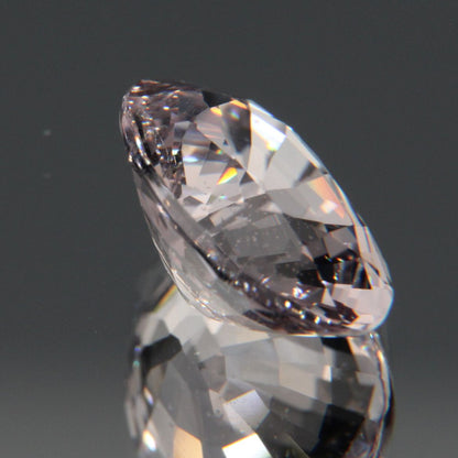 Hellvioletter Spinell 3.26ct