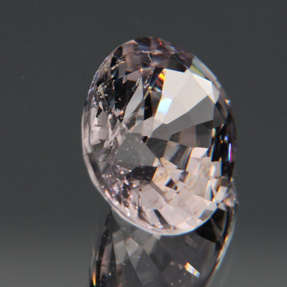 Hellvioletter Spinell 3.26ct