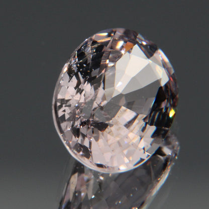 Hellvioletter Spinell 3.26ct