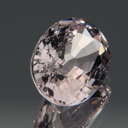 Hellvioletter Spinell 3.26ct