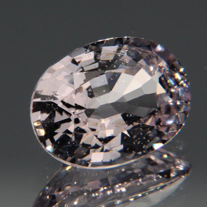 Hellvioletter Spinell 3.26ct