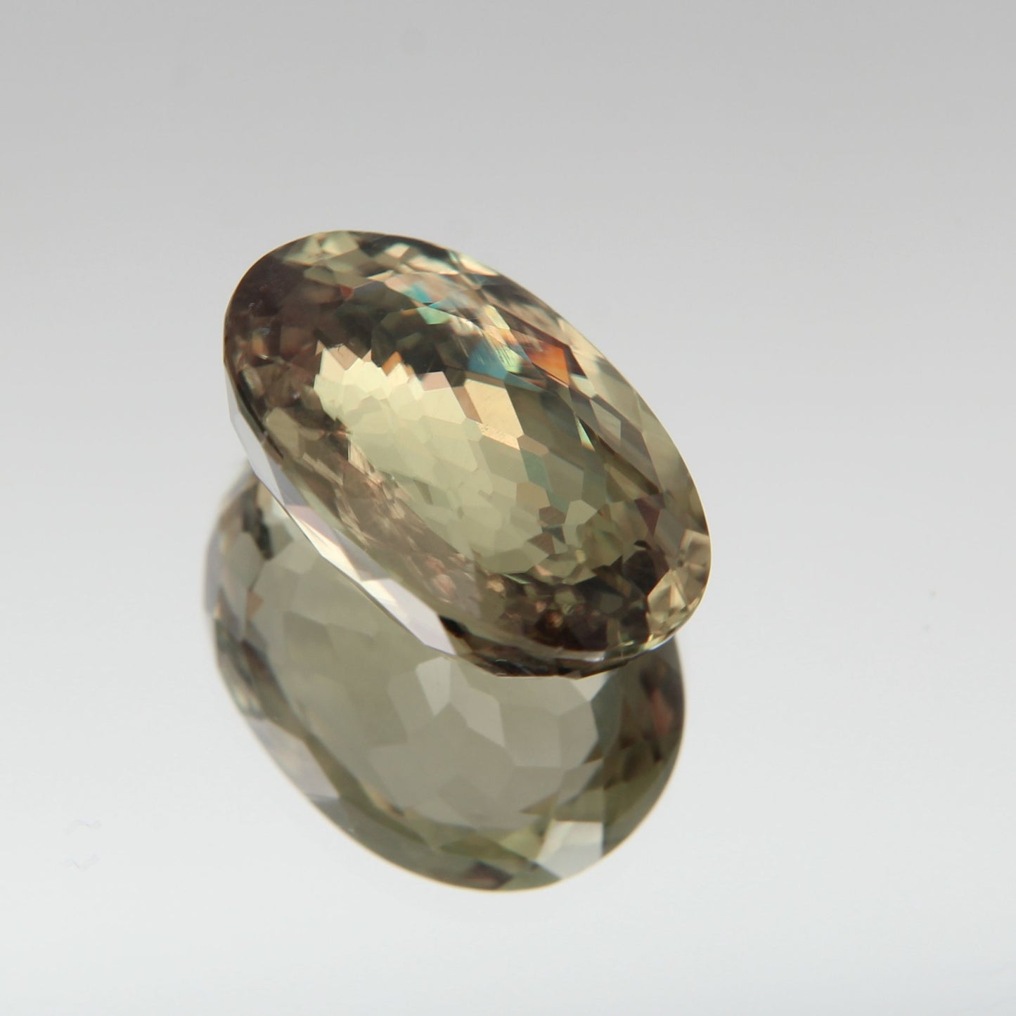 Diaspor (Sultanit) 10.10 ct