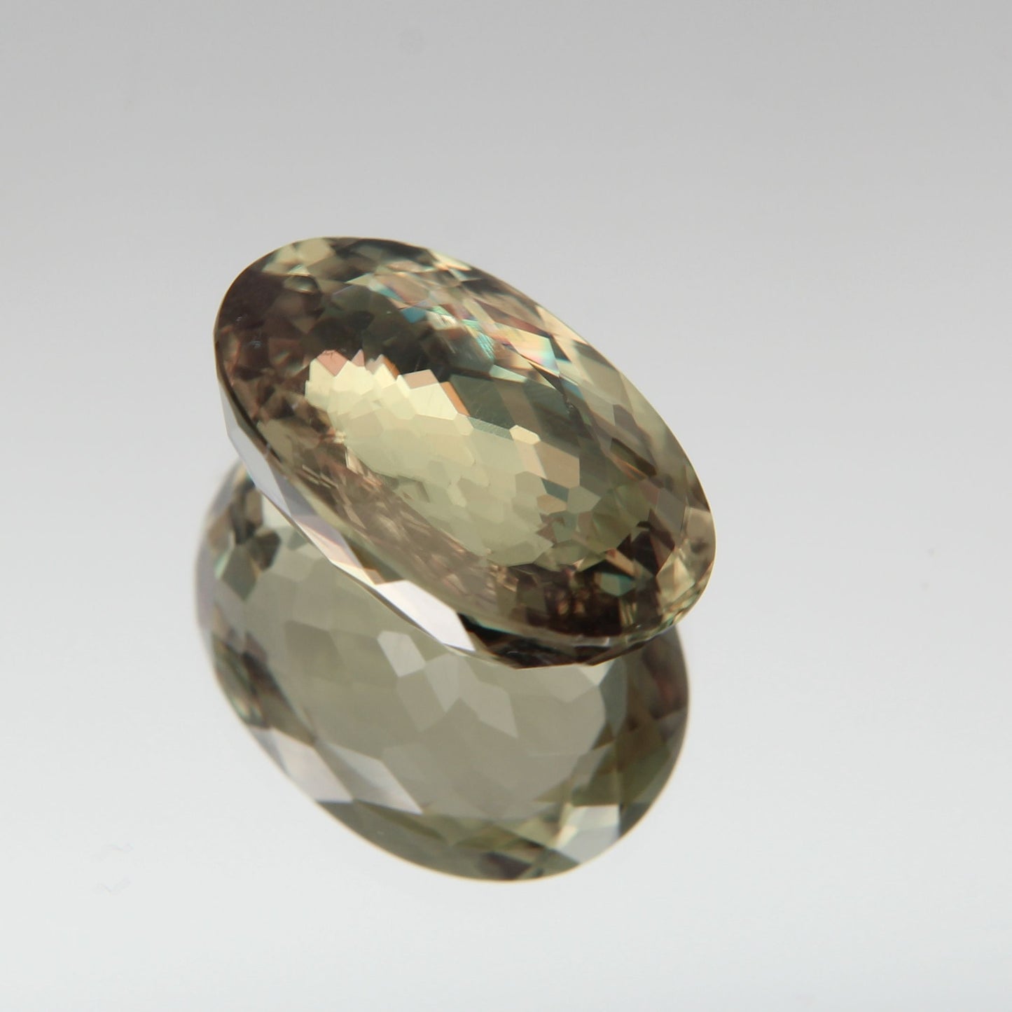 Diaspor (Sultanit) 7.03 ct