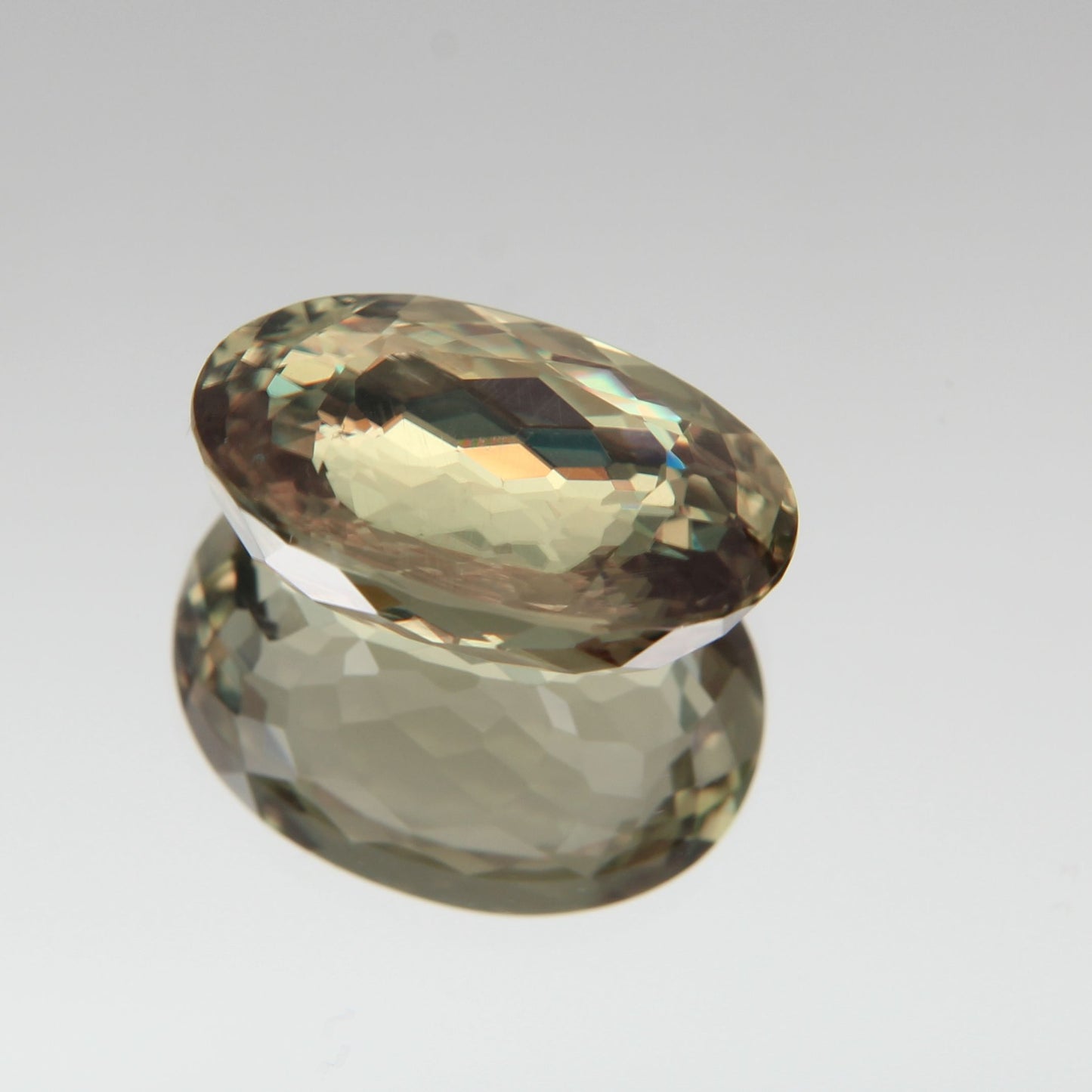Diaspor (Sultanit) 10.10 ct