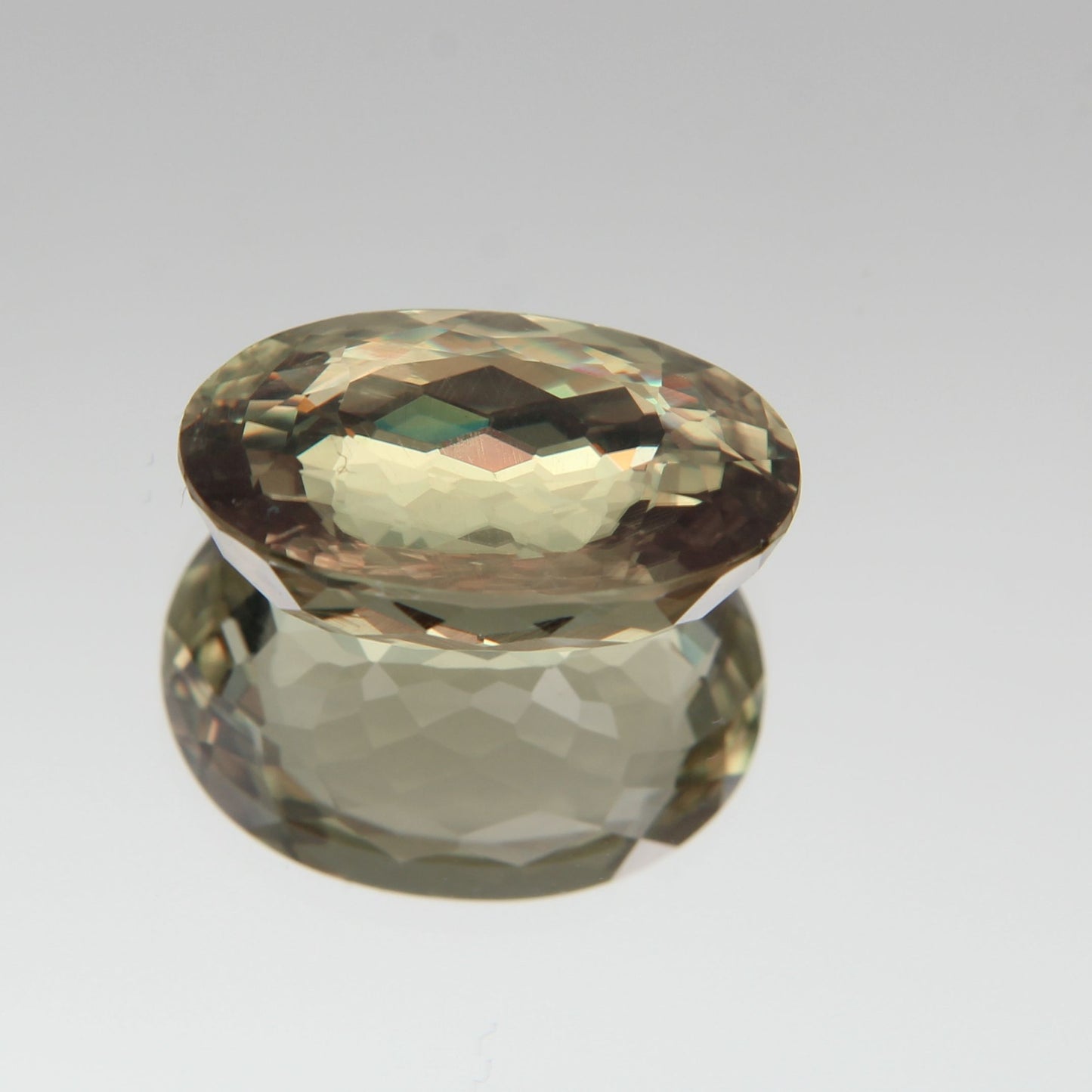 Diaspor (Sultanit) 7.03 ct