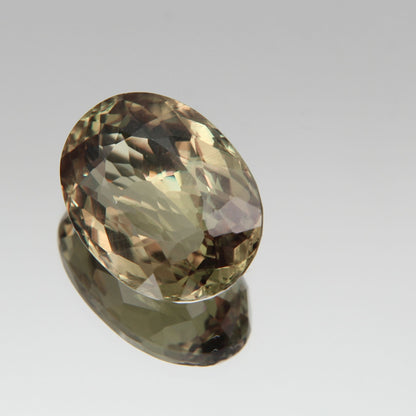Diaspor (Sultanit) 10.10 ct