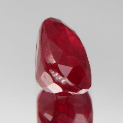 Pigeon Blood Red Ruby 1.03ct