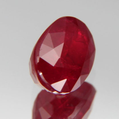 Pigeon Blood Red Ruby 1.03ct