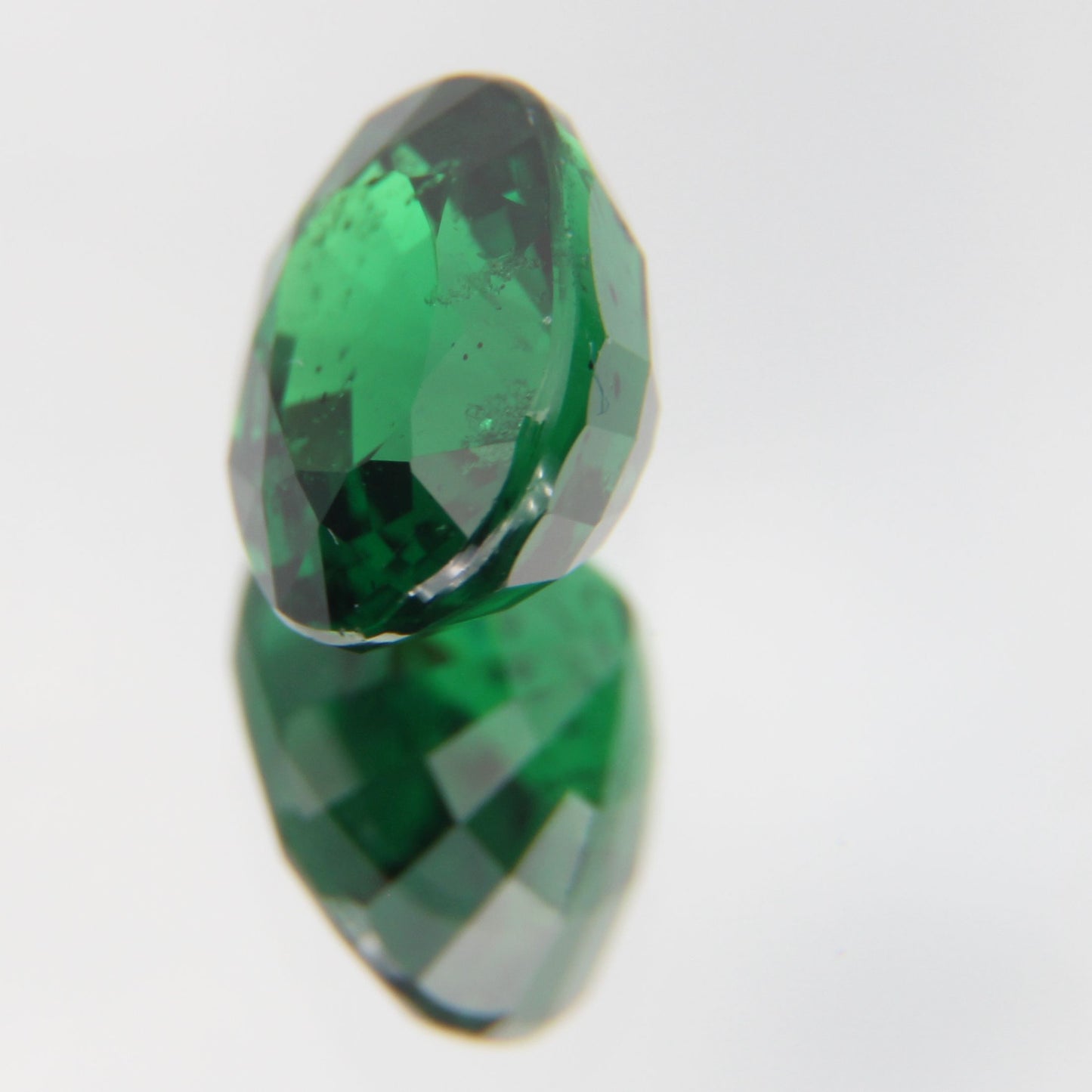 Tsavolite 1.05 ct