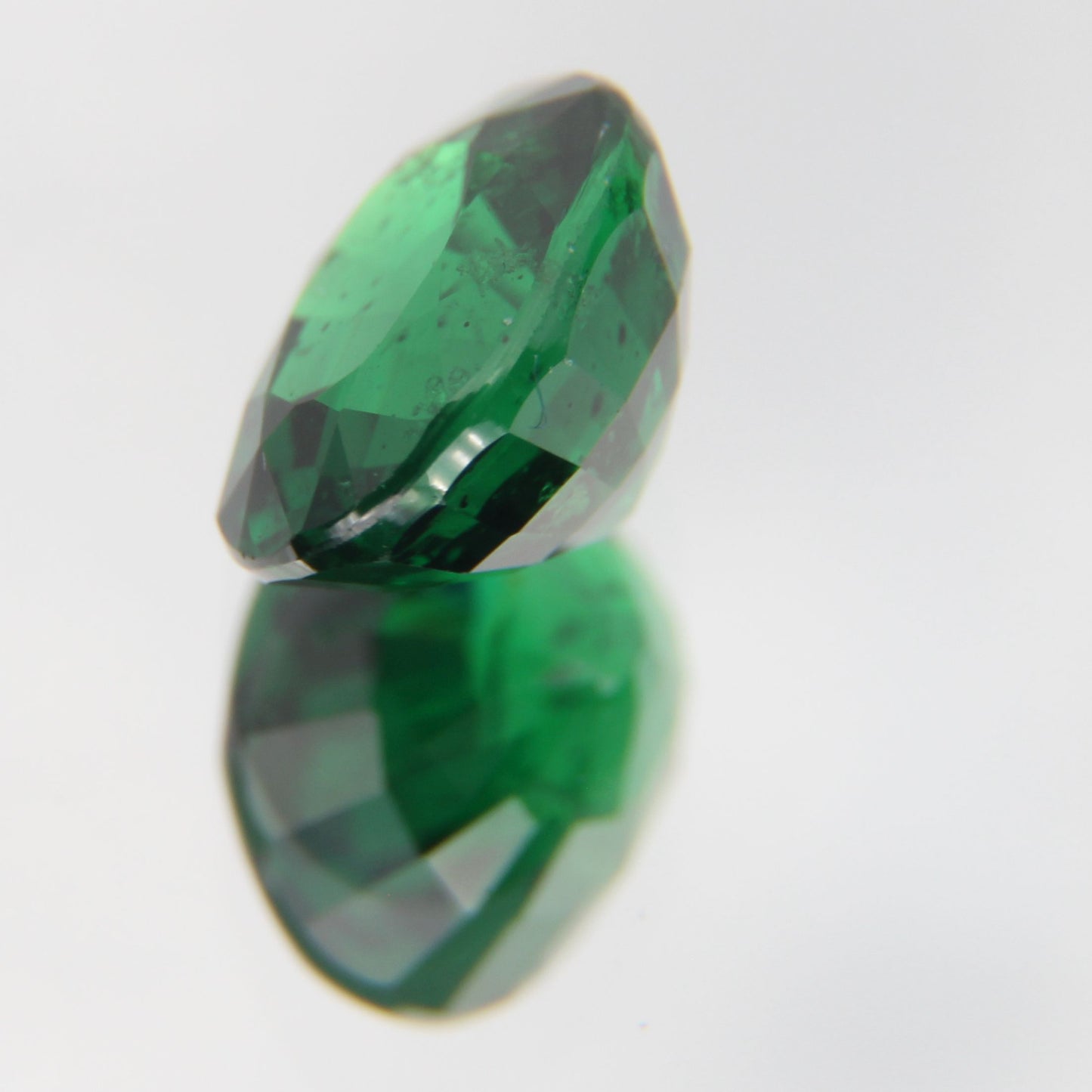 Tsavolite 1.05 ct