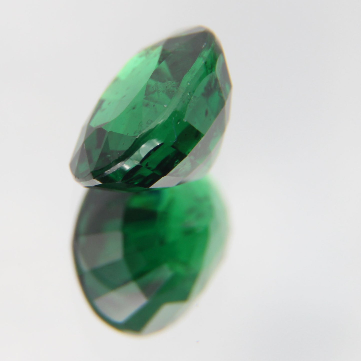 Tsavolite 1.05 ct