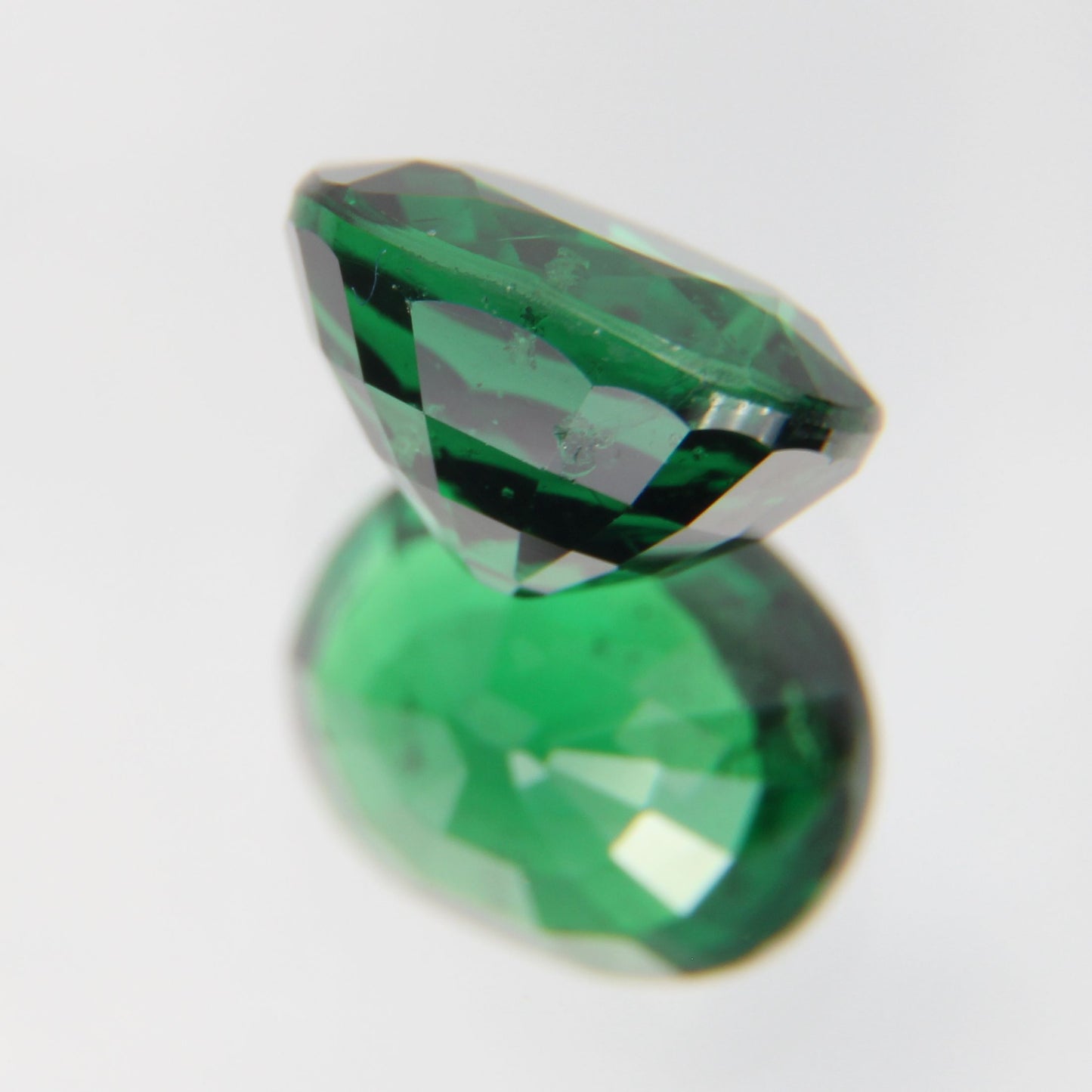 Tsavolite 1.05 ct
