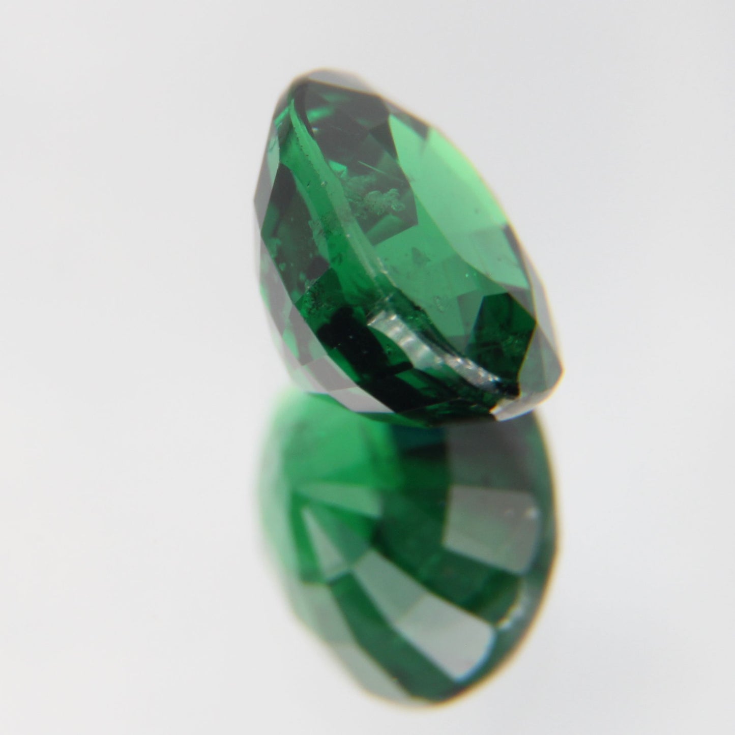 Tsavolite 1.05 ct
