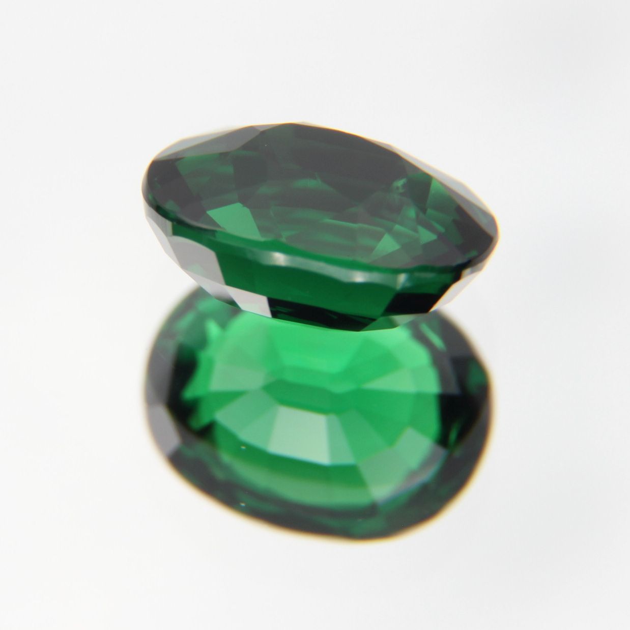 Tsavolite 1.23 ct