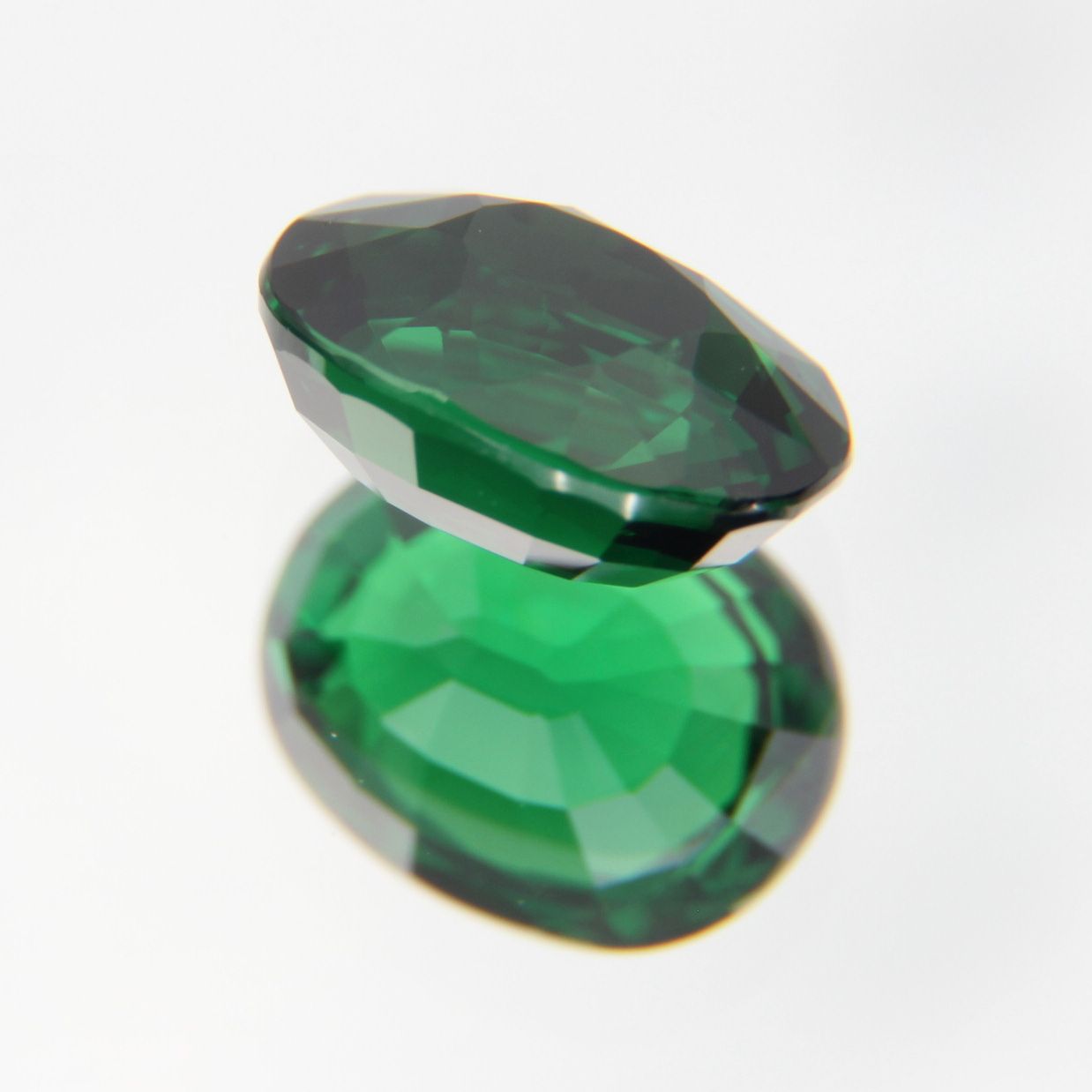Tsavolite 1.23 ct