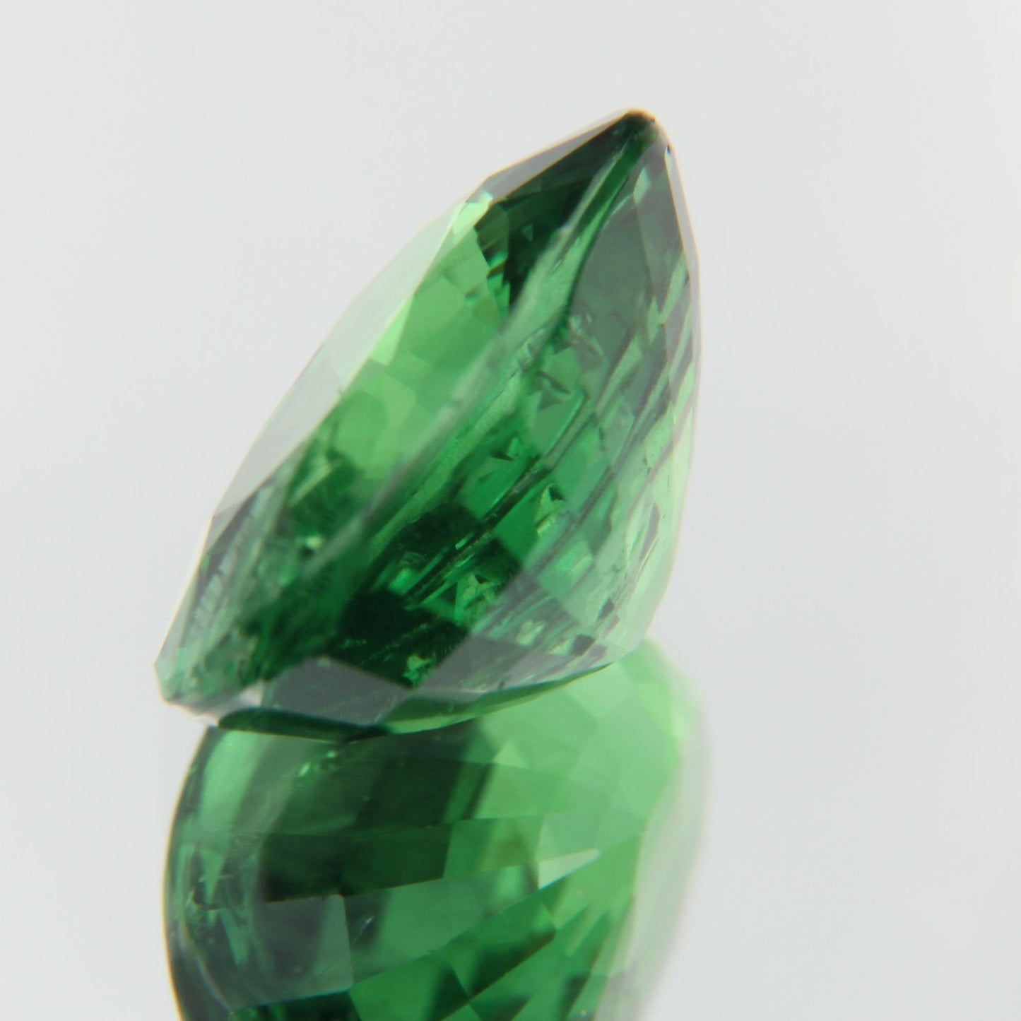 Tsavorite 2.07ct
