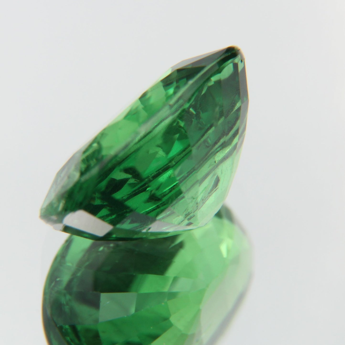 Tsavorite 2.07ct