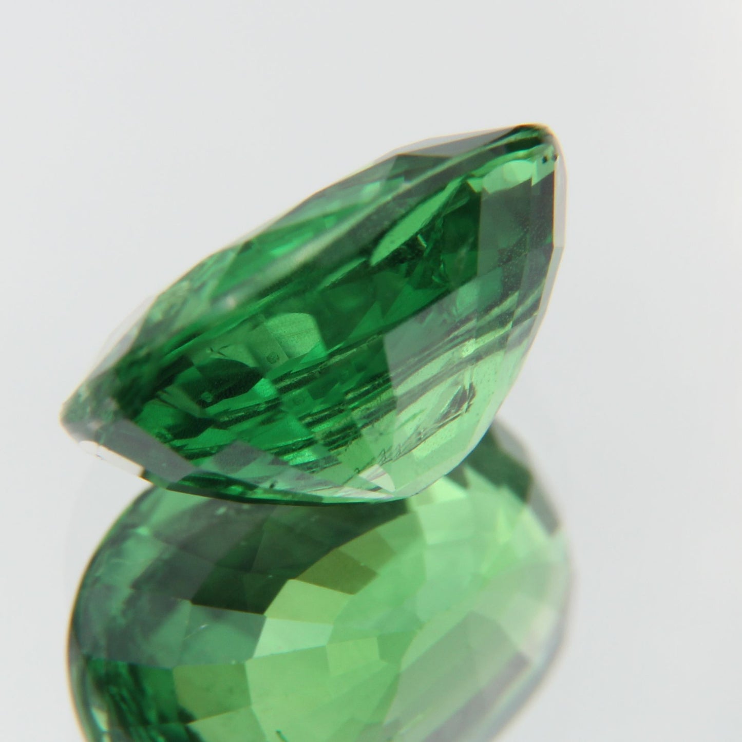 Tsavorite 2.07ct