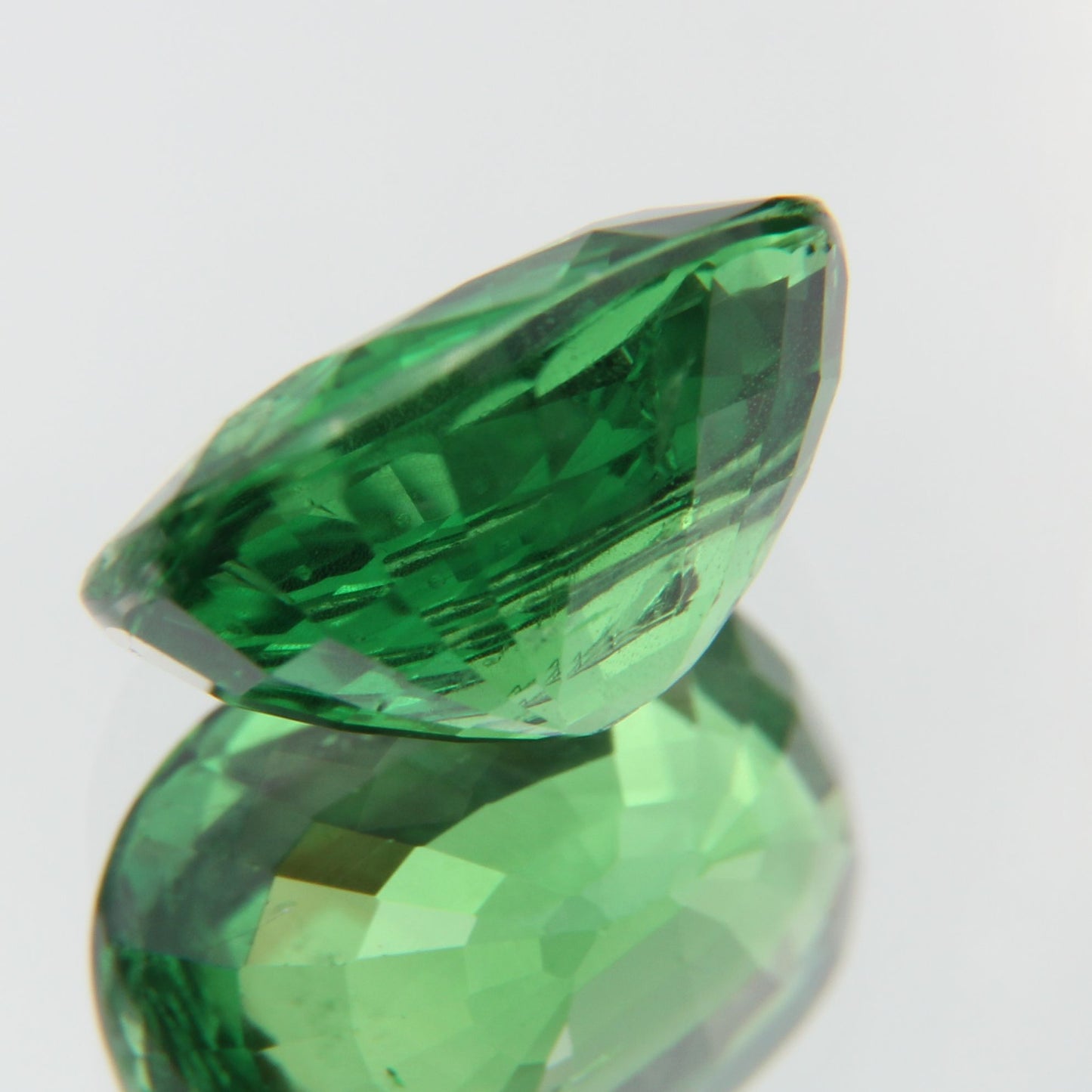 Tsavorite 2.07ct