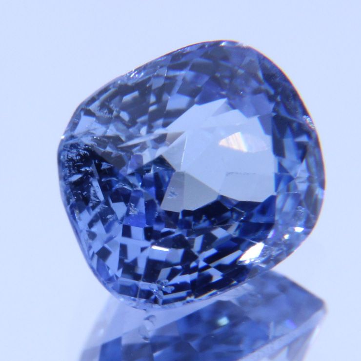 Blauer Saphir 1.38 ct