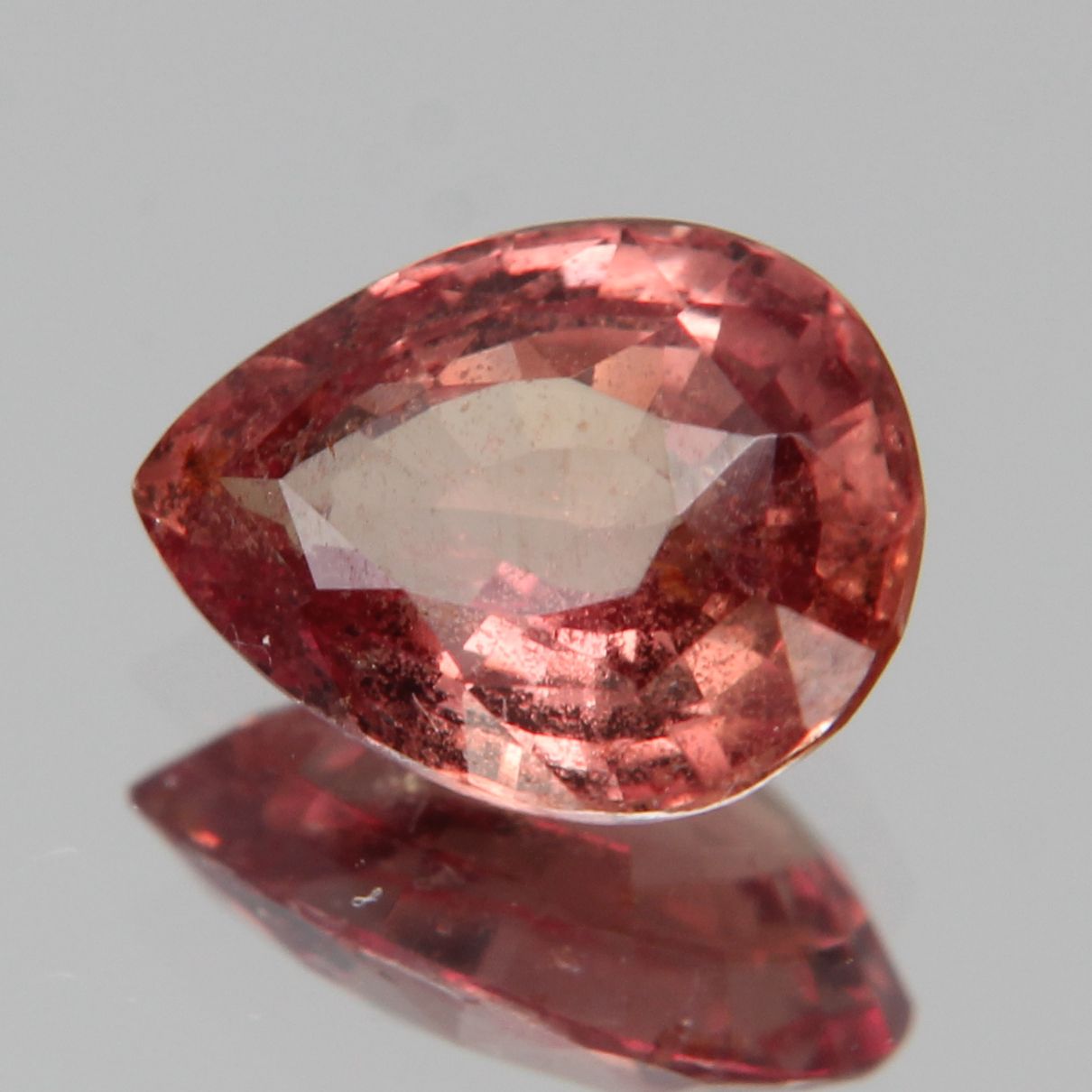 Padparadscha Sapphire 1.06 ct