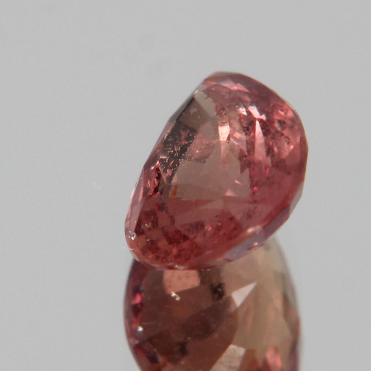 Padparadscha Sapphire 1.06 ct