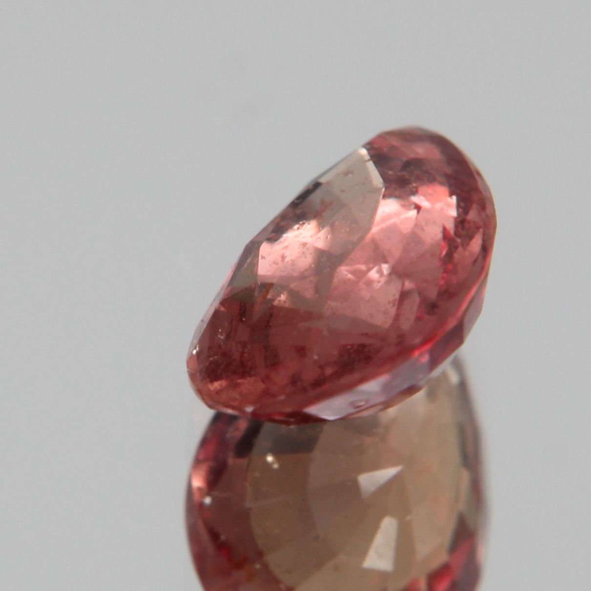 Padparadscha Sapphire 1.06 ct
