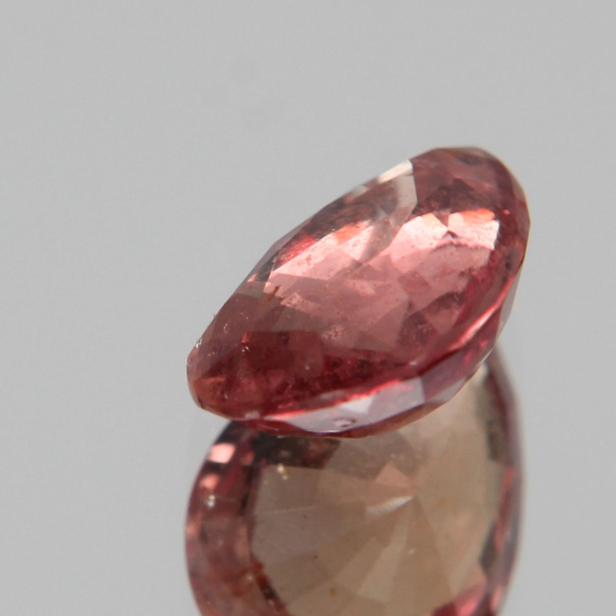 Padparadscha Sapphire 1.06 ct