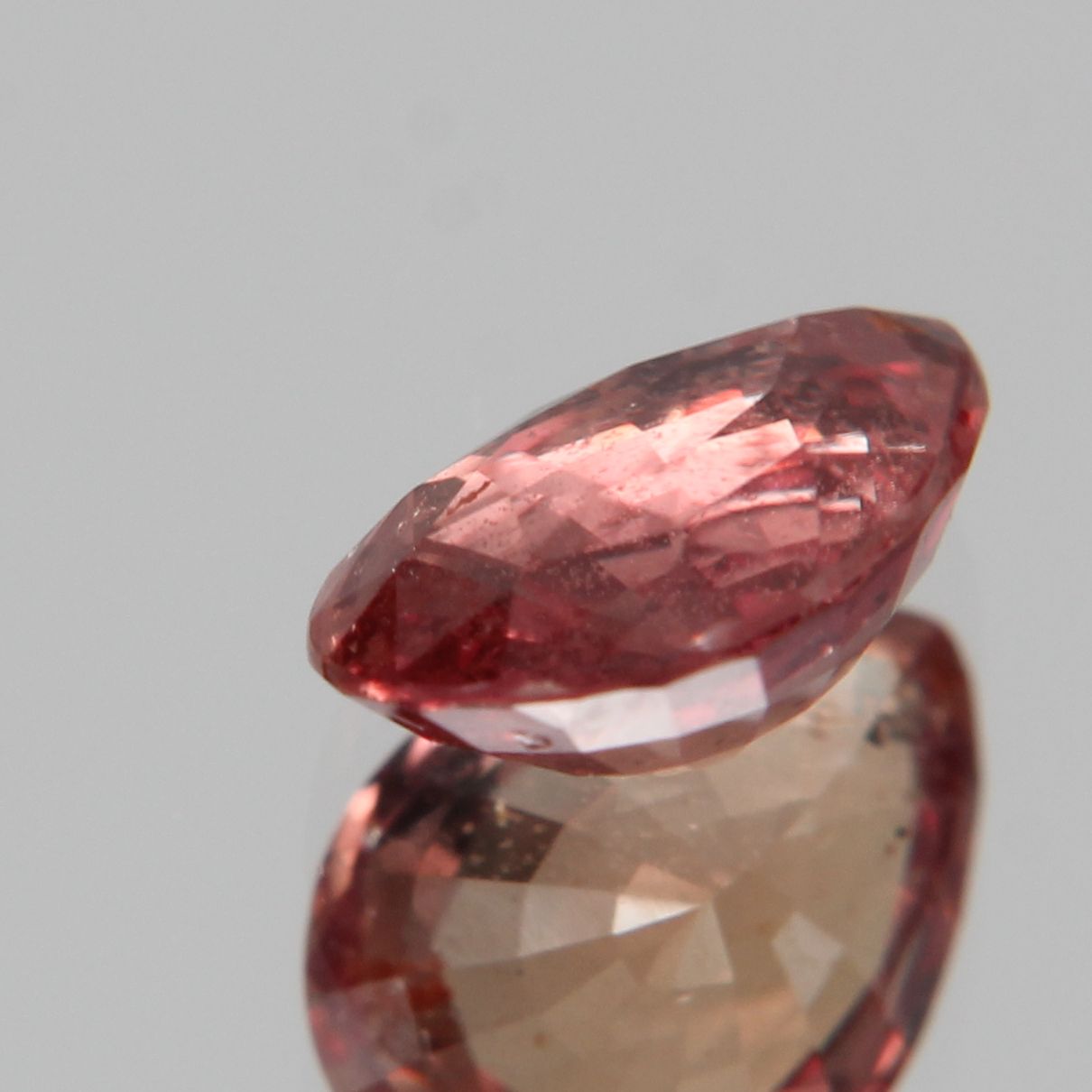 Padparadscha Sapphire 1.06 ct