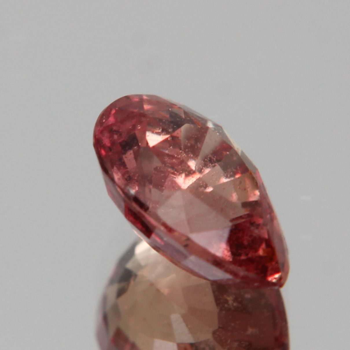 Padparadscha Sapphire 1.06 ct