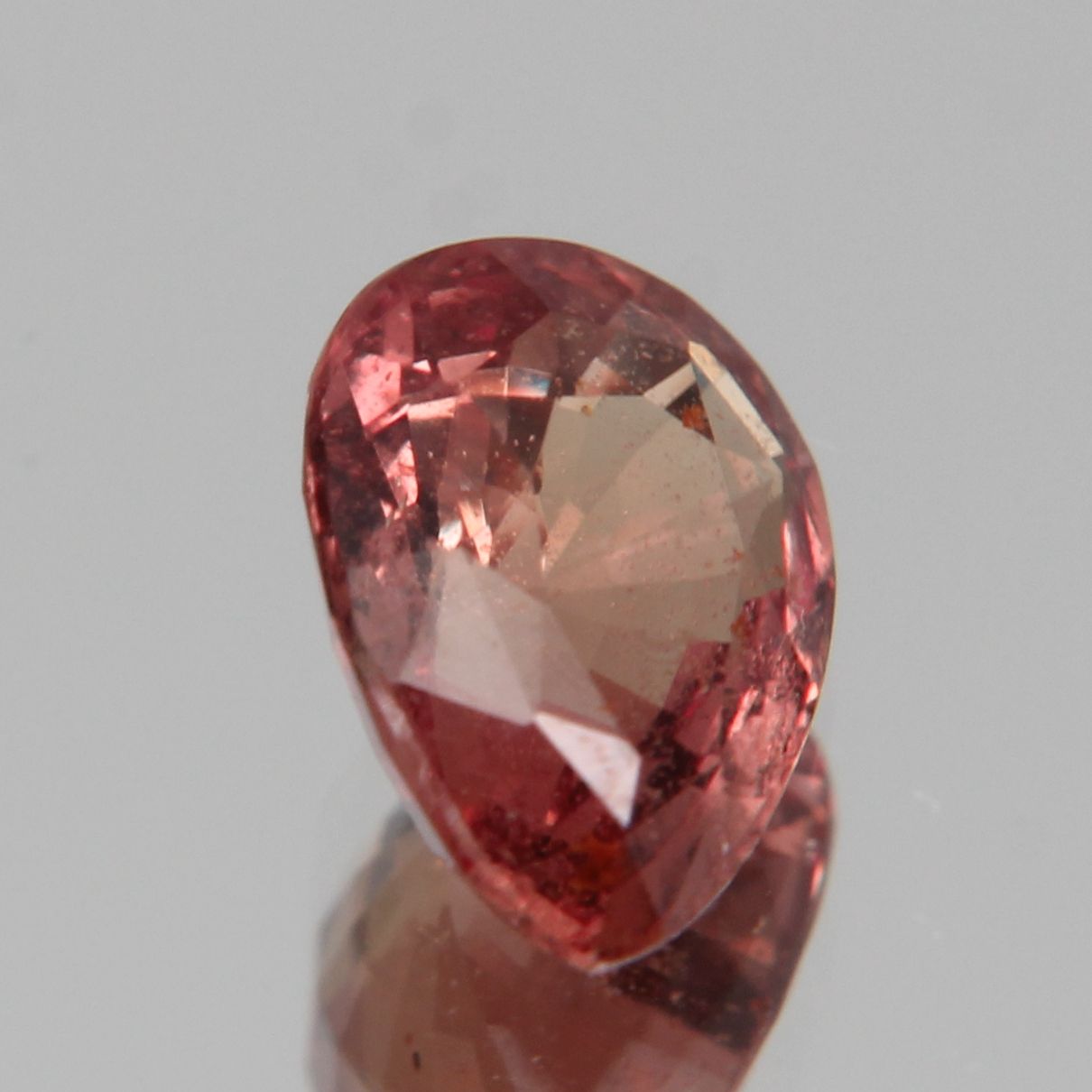 Padparadscha Sapphire 1.06 ct