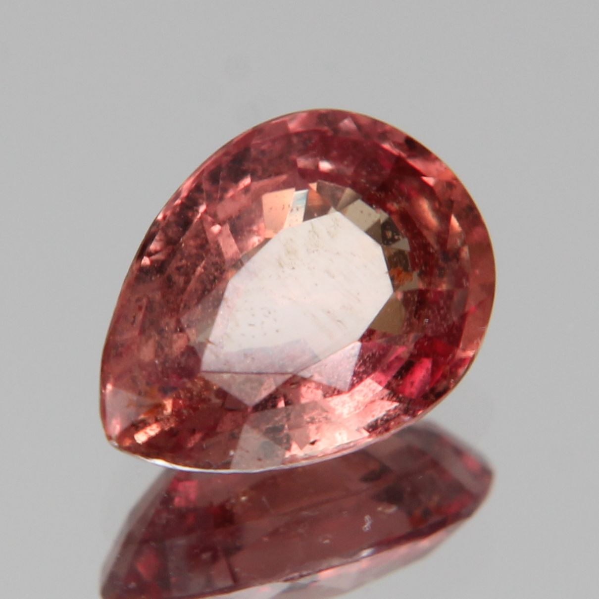 Padparadscha Sapphire 1.06 ct