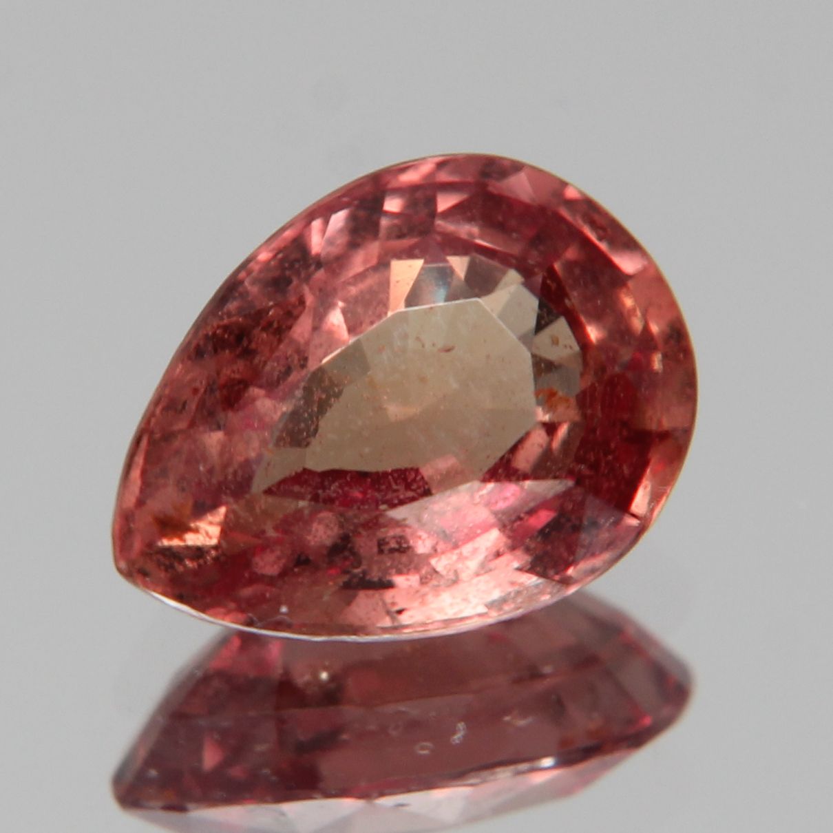 Padparadscha Sapphire 1.06 ct