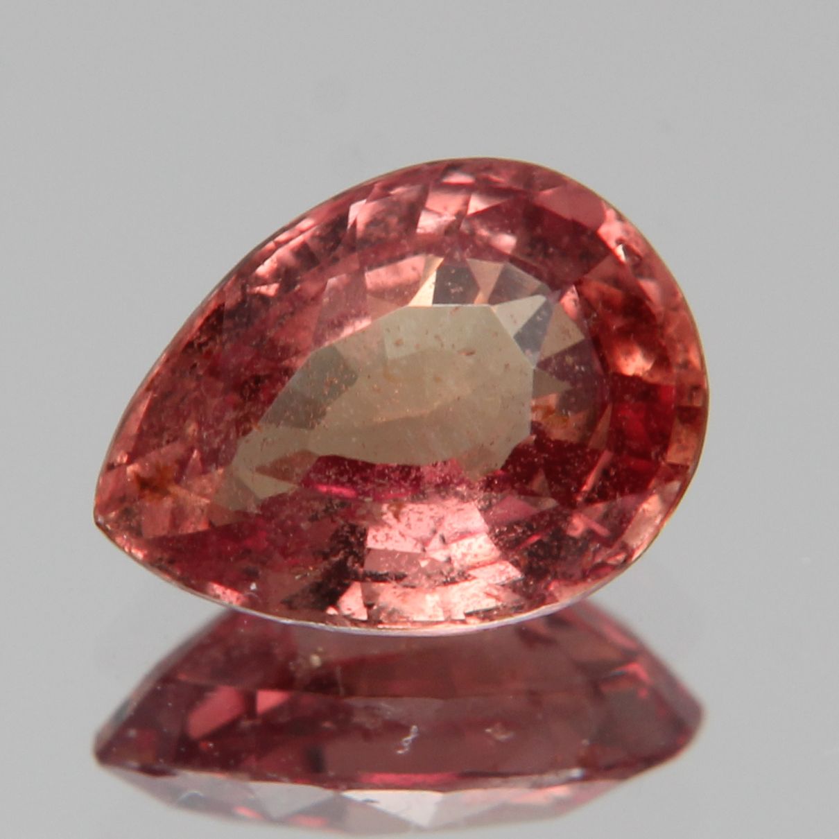 Padparadscha Sapphire 1.06 ct